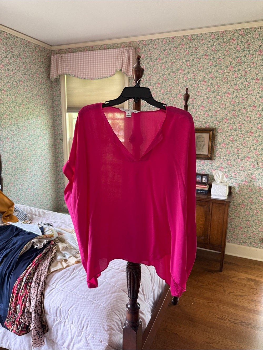 Diane Von Furstenberg Fuchsia V-Neck Blouse